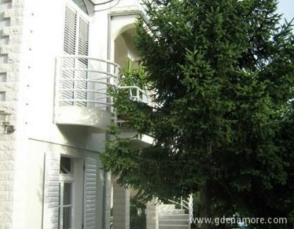 Appartements Gunjajević, logement privé à Djenović, Mont&eacute;n&eacute;gro